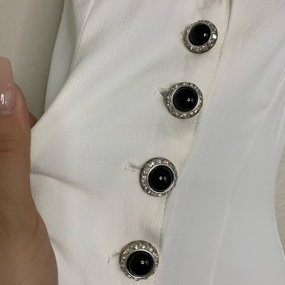 VTG Timing | sleeveless button front maxi dress - Picture 3 of 6